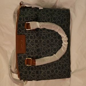 Classic Calvin Klein  👜